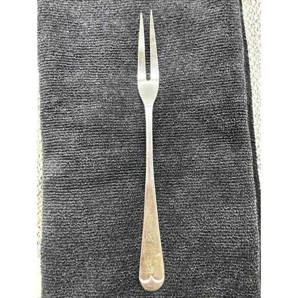 Vintage Sipelia 7.5” Carving Fork Flatware Stainless Nickel Sheffield England - Picture 1 of 5